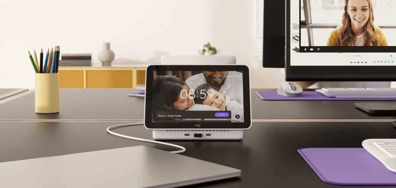 Logi Dock Flex_In Use 3